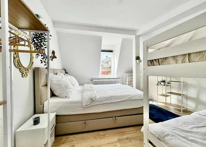Lta Apartment Coburg Zentral - Praktisch Und Schick!